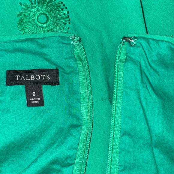 TALBOTS FLOWER APPLIQUE FIT-AND-FLARE DRESS - Picture 5 of 10